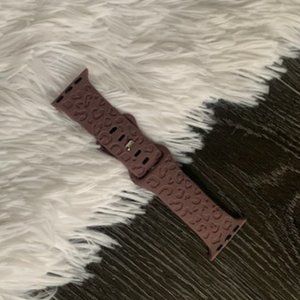 Ultra Soft Silicone Smoked Plum Leopard Engraved Apple Watch Band | 38/40/41mm